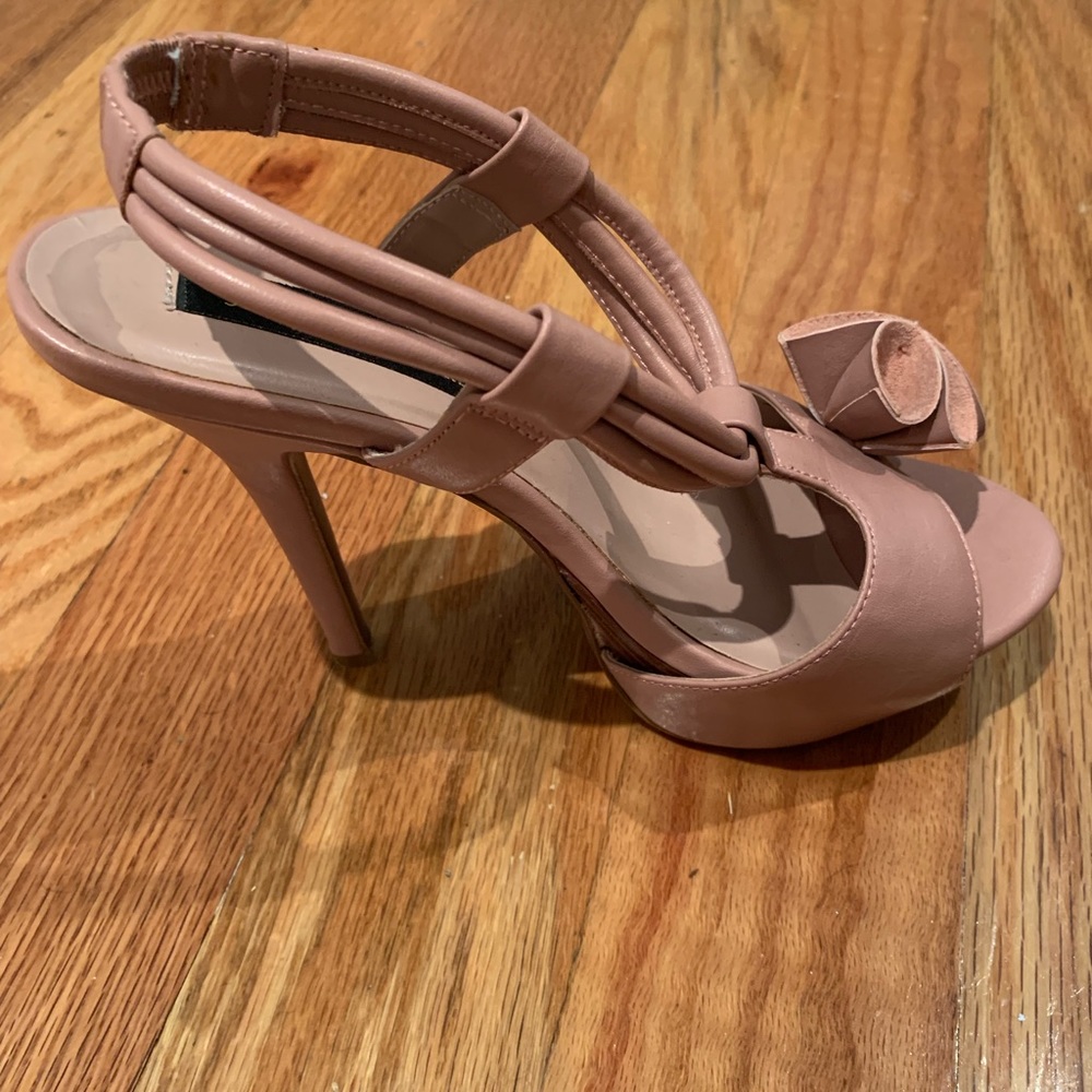 Steve Madden luxe pink heels
